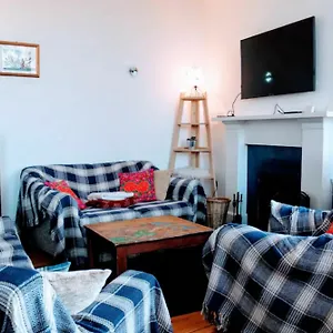 Apartment Traditional Oer The Meadows, Edinburgh