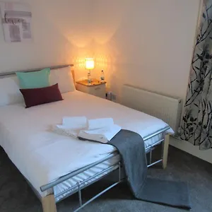 https://the-tas-suites-tas-accommodations.cambridgehotelsuk.com