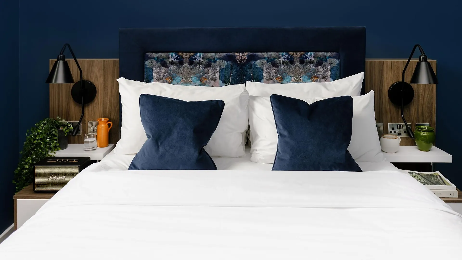 Heeton Concept Aparthotel Edinburgh Queen Street 4*,